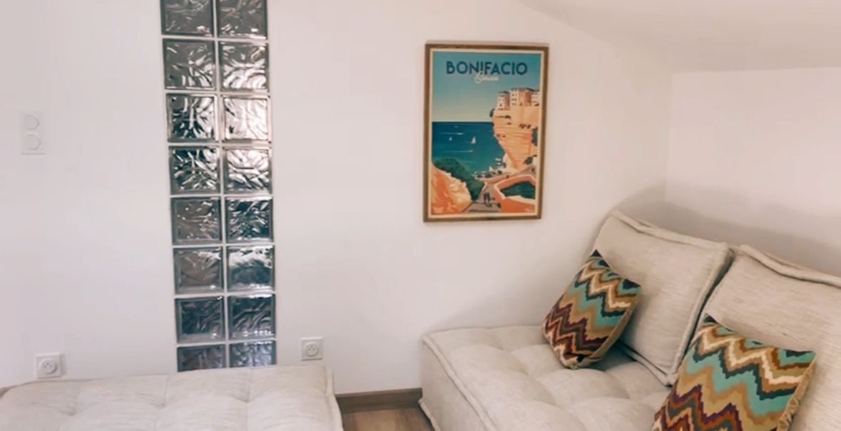 Haute corse&nbsp;Calvi &nbsp;Location&nbsp;Appart. 2 pi�ces&nbsp;Superbe appartement t2 meubl� au coeur de calvi